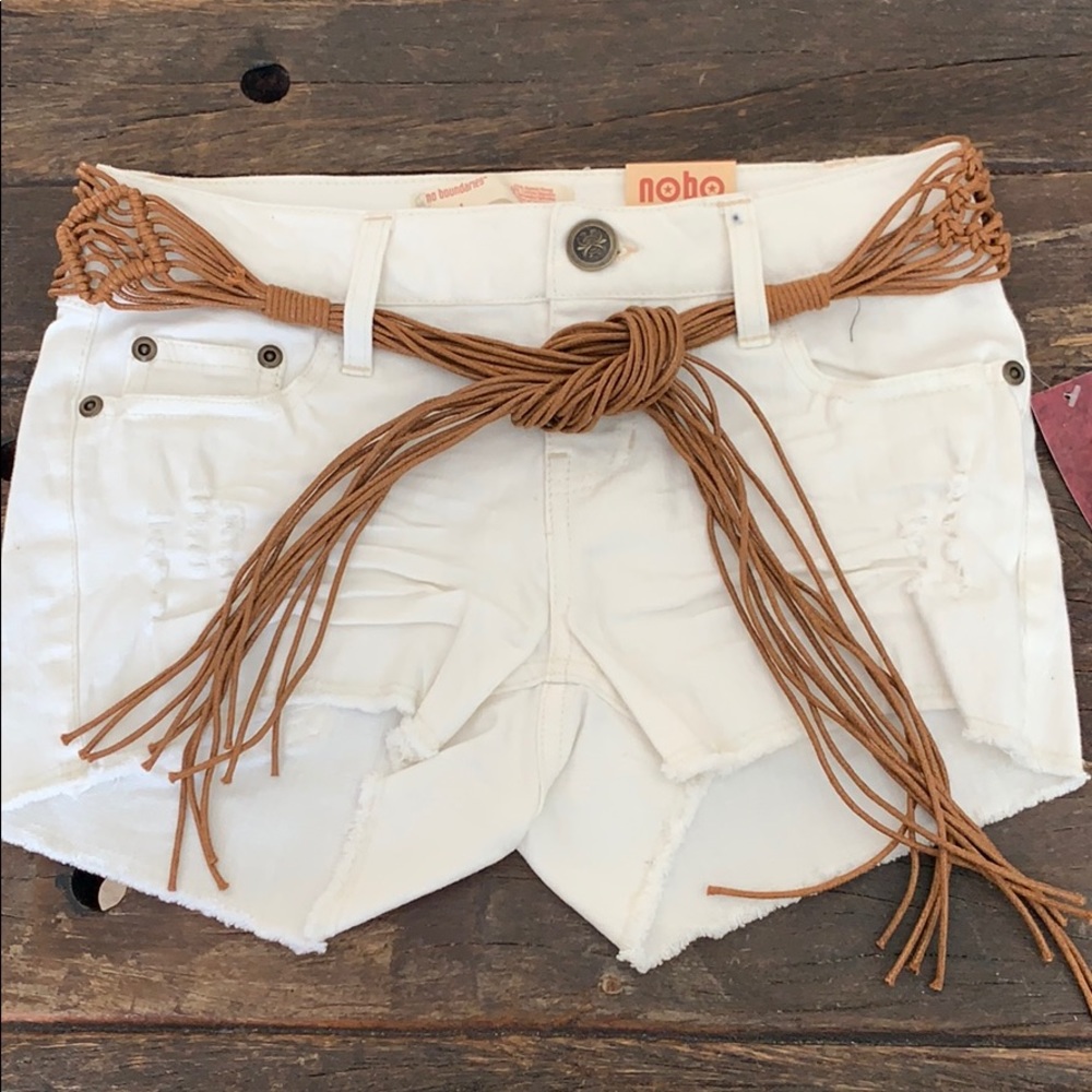 NOBO Belted White Short Size 1 Juniors